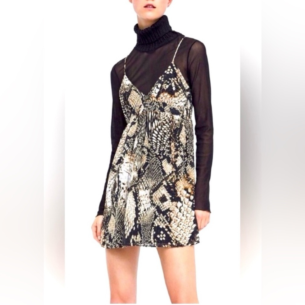 Zara Women’s Snakeskin Print Fit & Flare Mini Dress - Picture 7 of 11